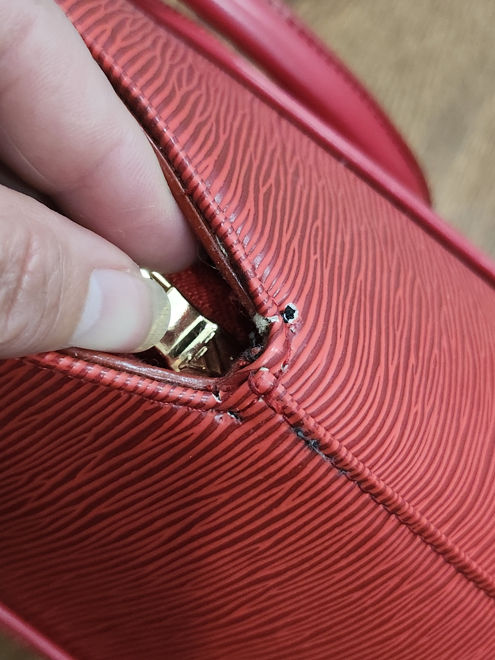 Louis Vuitton Red Epi Leather Alma PM Handbag - Picture 8 of 11
